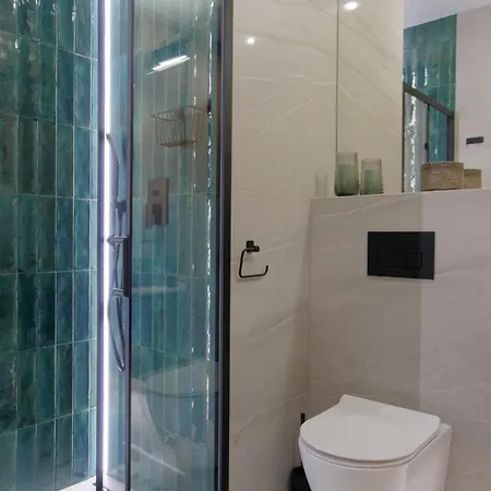 Apartament Oasis - Center - Free Parking - Self Check-in *