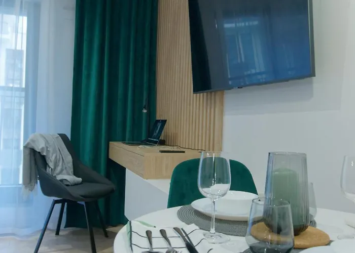 Oasis - Center - Free Parking - Self Check-in Appartement